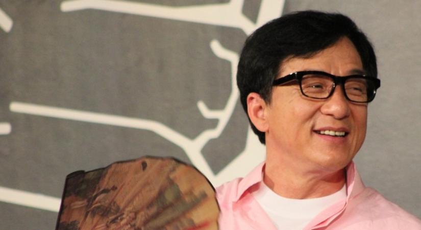 Titkok derültek ki Jackie Chan múltjából