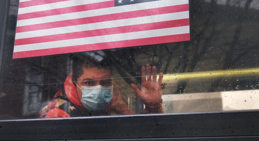 A tüntetések miatt megnövekedhet a fertőzöttek száma New York államban
