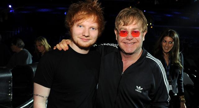 Ed Sheeran óriás márványdildót adott Elton Johnnak ajándékba