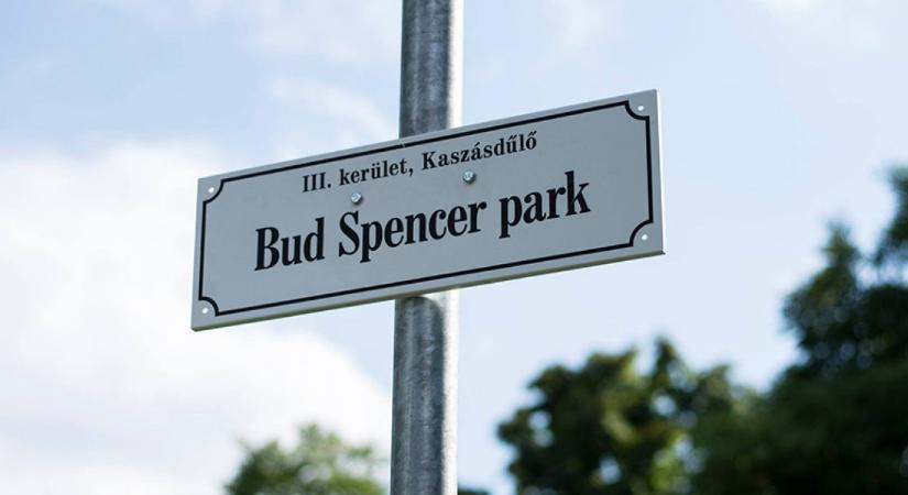 Közterületet neveztek el Szabó Magdáról és Bud Spencerről Budapesten