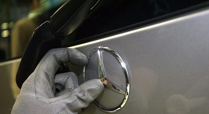 Karbonsemleges acél használatába kezd a Mercedes-Benz
