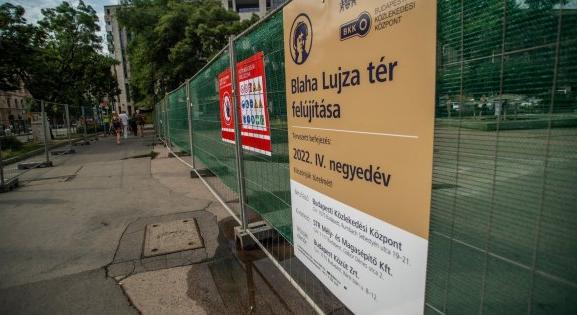 Újabb változások jönnek a Blaha Lujza tér felújítása miatt