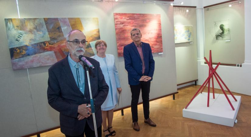 GébArt Nemzetközi Művésztelep résztvevőinek munkáiból nyílt tárlat Zalaegerszegen