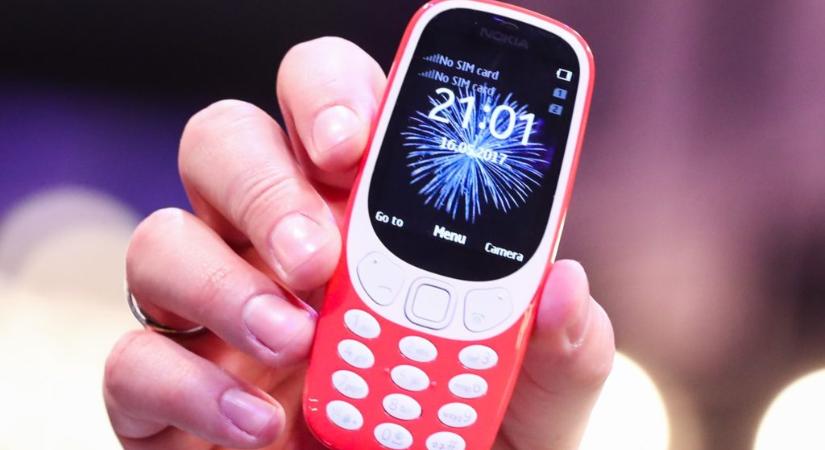 Megdöbbentő: lenyelt egy Nokia 3310-est, életmentő műtétre volt szükség