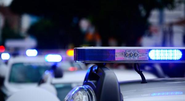 Autósok elé ugrált heccből egy férfi Szigetszentmiklóson – Ketten is elütötték, a helyszínen meghalt
