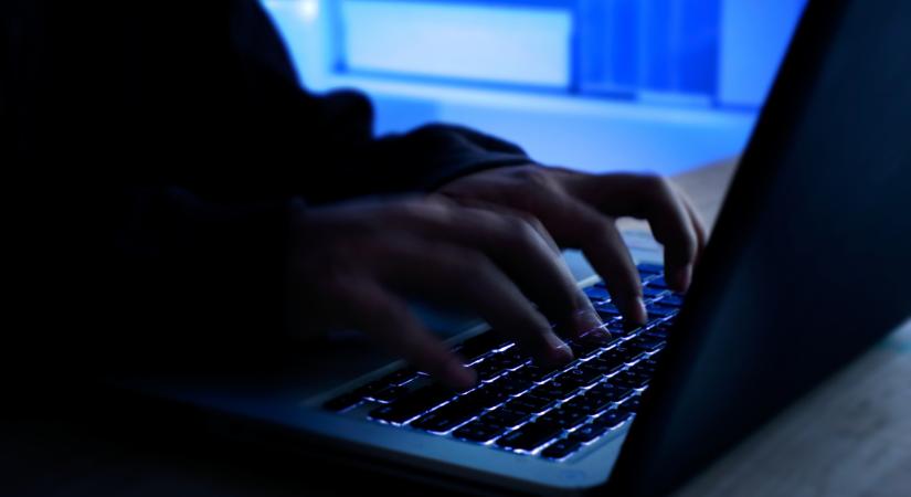Hackerek célkeresztjében a magyar hitelintézet: az ügyfelek adataihoz juthattak a támadók