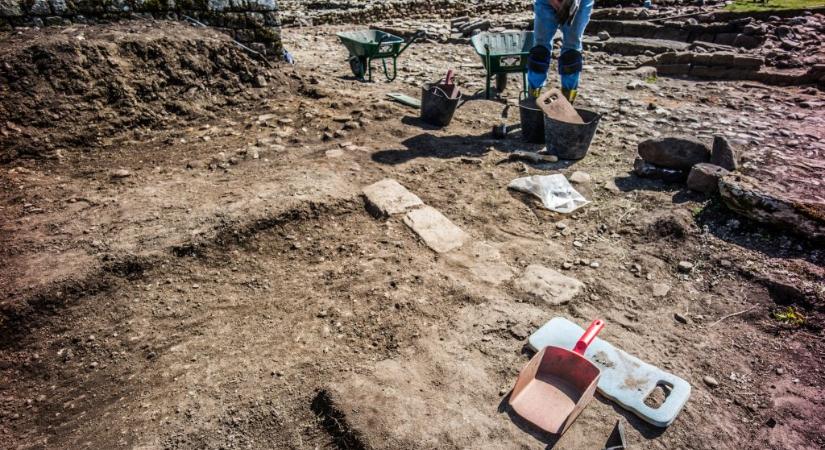 Elveszett templomot találtak egy angol faluban