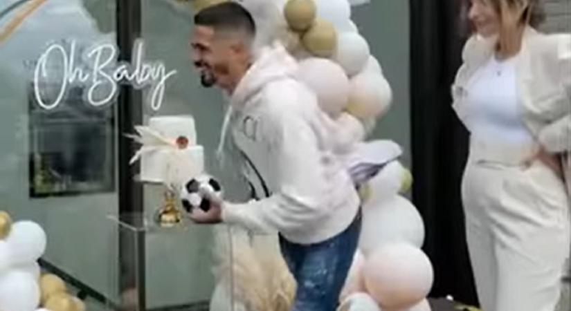 Egyedi módon tudta meg az argentin válogatott focista a születendő gyereke nemét - videó