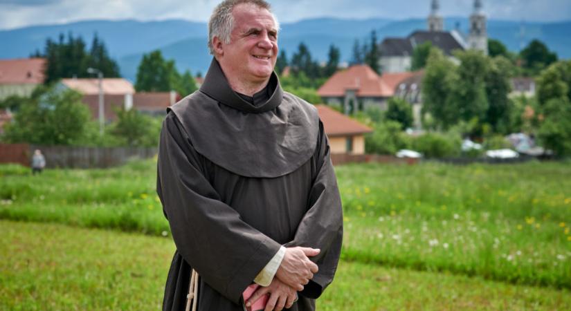 A pápai szentmisén a Rákóczi Szövetség 700 külhoni középiskolással csatlakozik Böjte Csaba testvér erdélyi zarándokaihoz