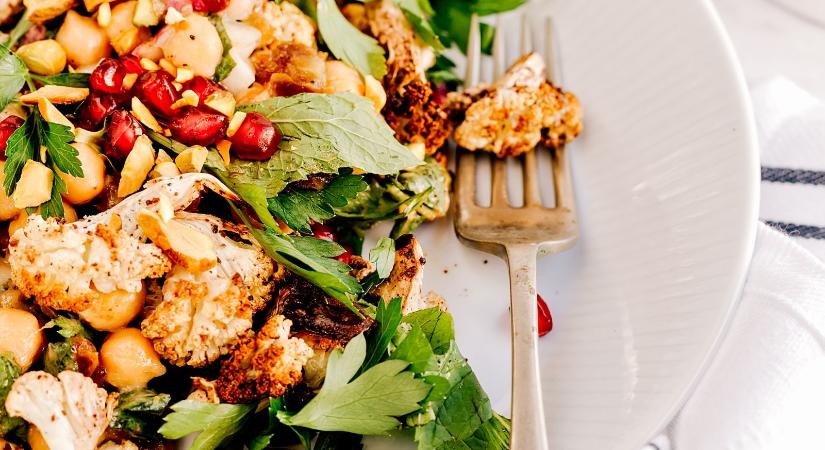 Sült karfiollal dobd fel diétás őszi salátádat!