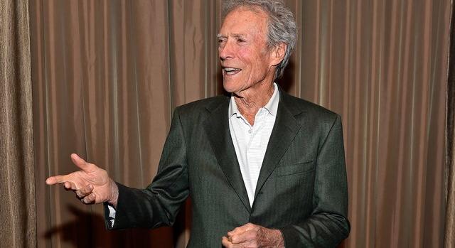 27 éves bombázó rabolta el a 91 éves Clint Eastwood szívét - Fotók