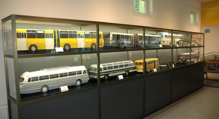 Zalaegerszegre vonultak a Közlekedési Múzeum Ikarusai