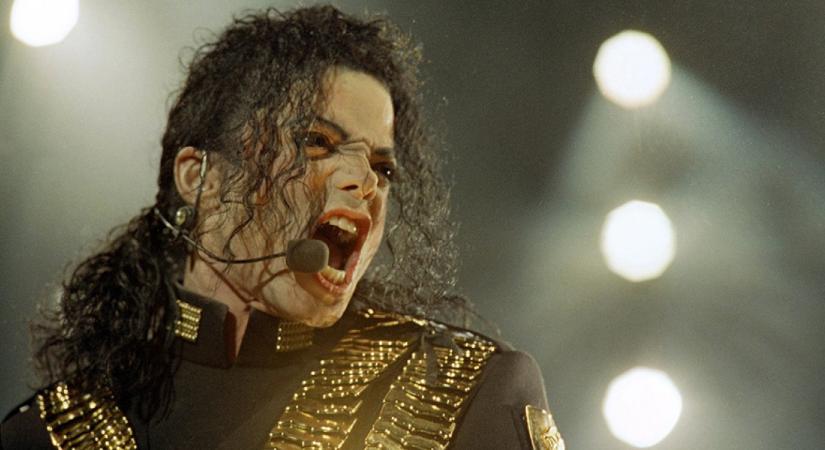 Így zajlott Michael Jackson budapesti látogatása – 25 éve adott koncertet hazánkban a Pop királya