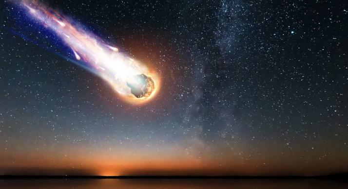 Csodálatos videó készült az Anglia fölött elszáguldó és becsapódó meteorról