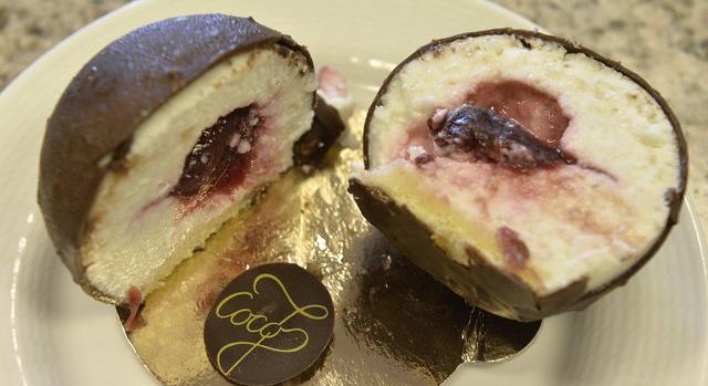 Meggyes-túrós gömbsüti lett idén Budapest desszertje, mutatjuk
