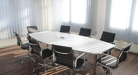 Várszegi Gábor eladta a Fotex Plaza irodaházat