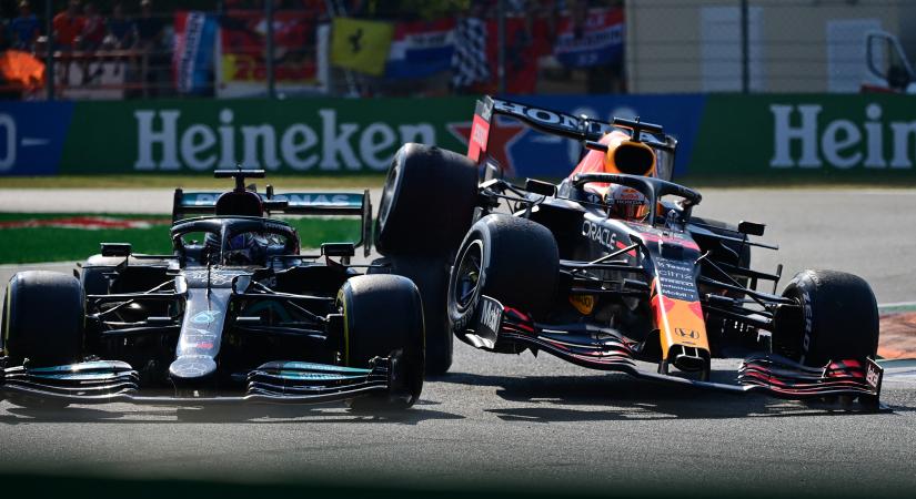 Mercedes: A Red Bull is Verstappent tartja hibásnak a Hamiltonnal történt ütközésért