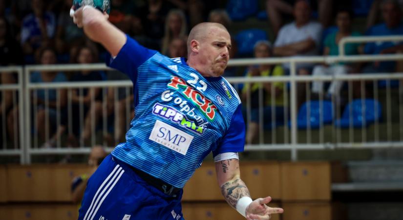 Pick Szeged-győzelem Tatabányán, Bombac megsérült