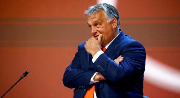 Orbán újabb szamizdattal jelentkezett