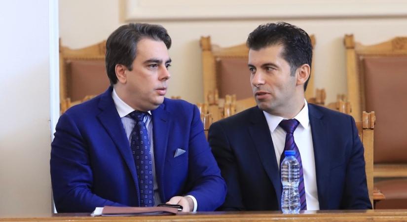 Volt miniszterek középen: atlantista Harvard-tandem a bolgár választások legújabb szereplője