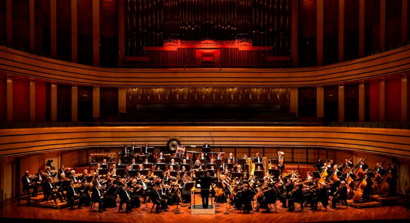 Különleges nyitókoncerttel várja a zenekedvelőket a Nemzeti Filharmonikus Zenekar