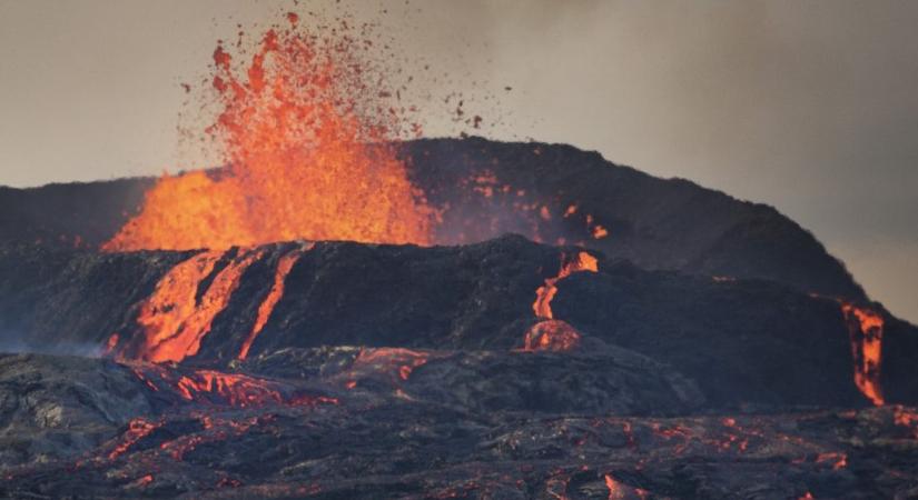 Hat hónapja folyamatosan fortyog egy vulkán Izlandon
