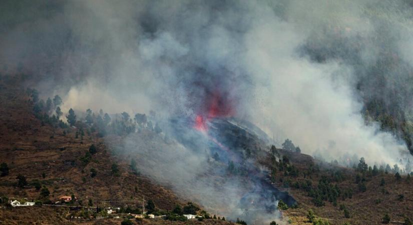 Kitört a kanári-szigeteki vulkán, több ezer embert evakuáltak La Palma szigetéről