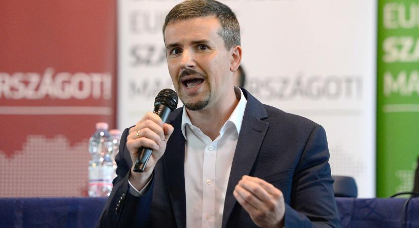 Jakab Péter, a „bűnbánó neonáci” – így ír a francia balliberális lap a Jobbik elnökéről