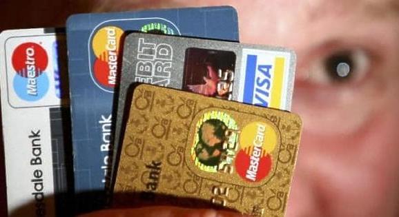 Sokkal kevesebb volt a bankkártyás csalás itthon idén tavasszal, mint egy évvel korábban