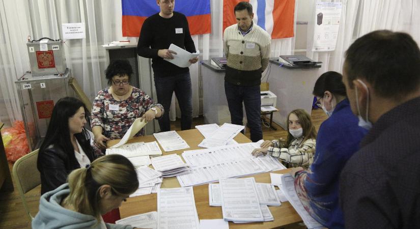 Putyin pártja bejelentette, hogy ismét kétharmadot szerzett a választáson