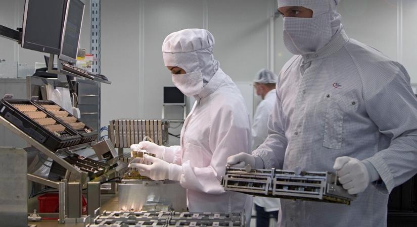 Jelentős chip-áremelést vár az Infineon