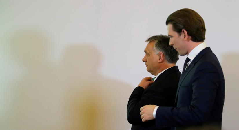 Mélypontnak tartják, hogy Kurz megvédte Orbán politikáját