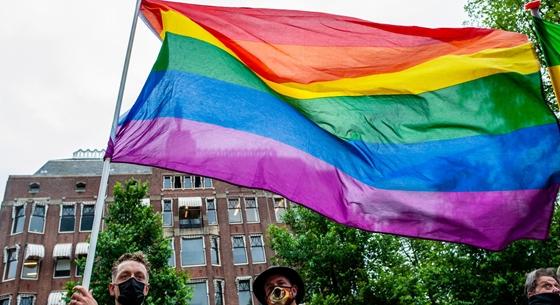 Feljelentést tesz a Mi Hazánk, mert gyerekeket látott a pécsi Pride-on