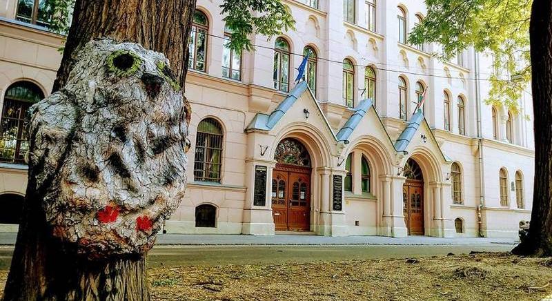 A Magyar Könyvkiadók Napját Szegeden a Grand Caféban és az egyetemen rendezik