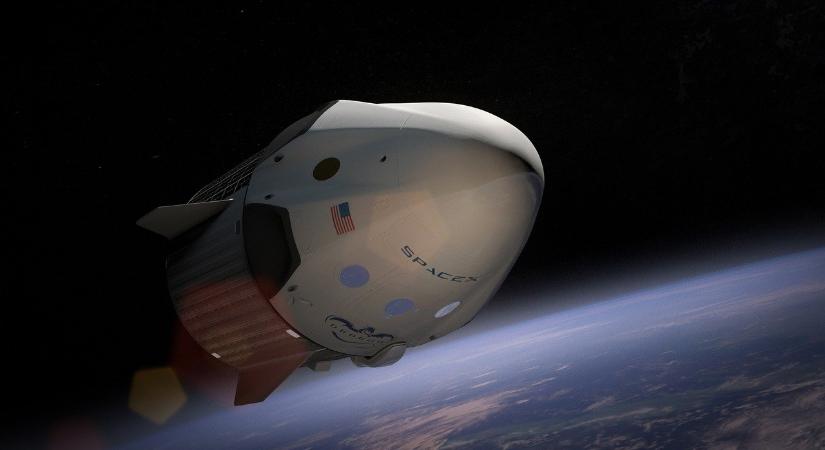 Így tértek vissza a SpaceX első civil űrhajósai a Földre (videó)