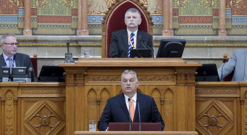 Orbán: 2022-ben 1,9 millió szülő kap szja-visszatérítést