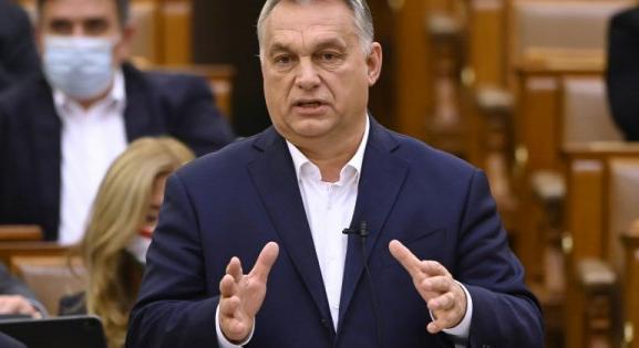 “Ez kész kabaré!” - Orbán az őszödi beszédet idézve szólt vissza Gyurcsánynak