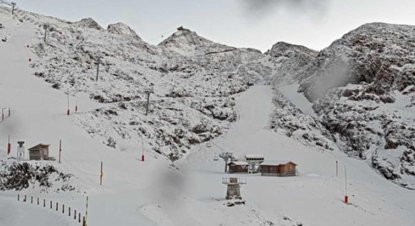 Tirolban már esett a hó, megnyitottak a sípályák