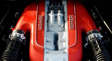 A V12-es felturbózására készül a Ferrari?