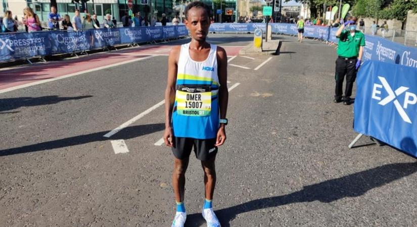 Kizárták a félmaratont utcahosszal nyerő futót, mert rossz versenyen győzött