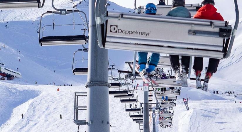 Lehet idén síelni Ausztriában, de csak szigorú korlátozások mellett