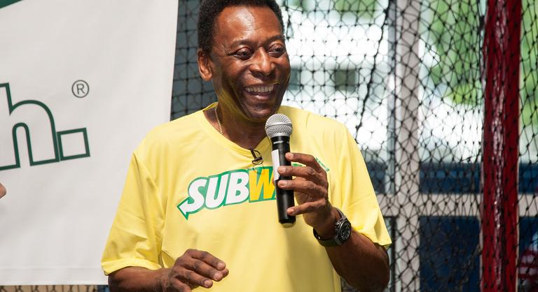 Pelé videóban üzent rajongóinak az állapotáról