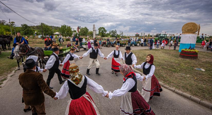 Szüreti napot tartottak Dunakömlődön