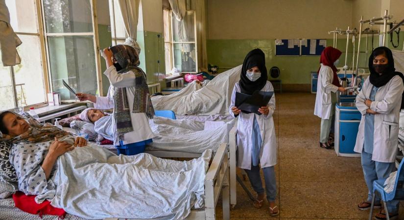 Az összeomlás szélén az egészségügyi rendszer Afganisztánban