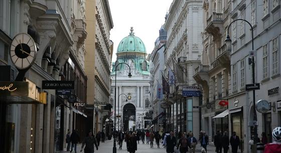 Bécsben visszatér a maszk, bulizni csak oltottak vagy gyógyultak mehetnek