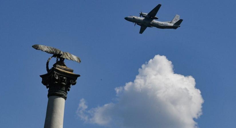 Megtaláltak a radarról eltűnt orosz szállító repülőgép roncsait