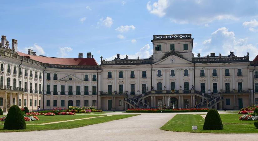 Megváltozott nyitvatartással várja látogatóit a fertődi Esterházy-kastély