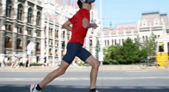 Elképesztő sporteredmény: másodikként ért célba a magyar ultrafutó 246 kilométer után