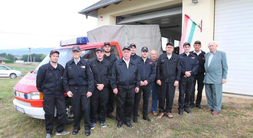 Viharkárok és pinceszivattyúzás is adnak munkát a kőszegfalvi önkéntes tűzoltóknak – fotók