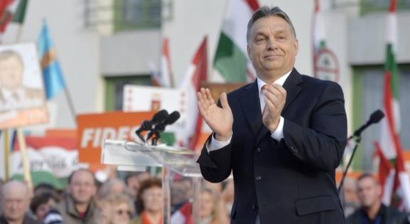 Magyarországon új jelszó van, új politika lesz!